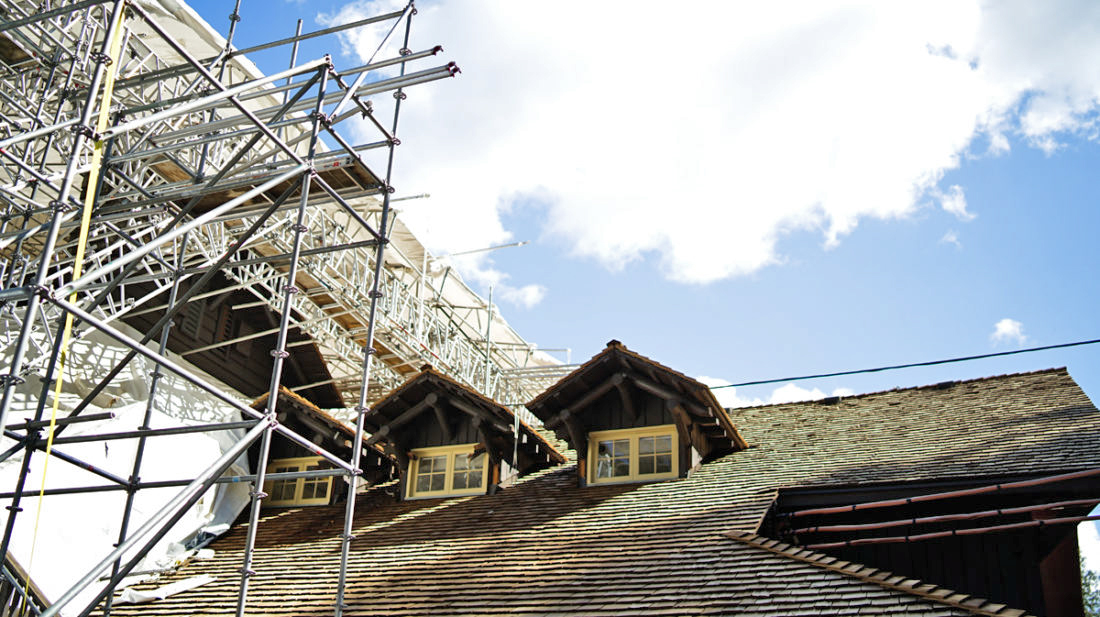 Stanley Park Pavilion, Cedar Roof Installation
