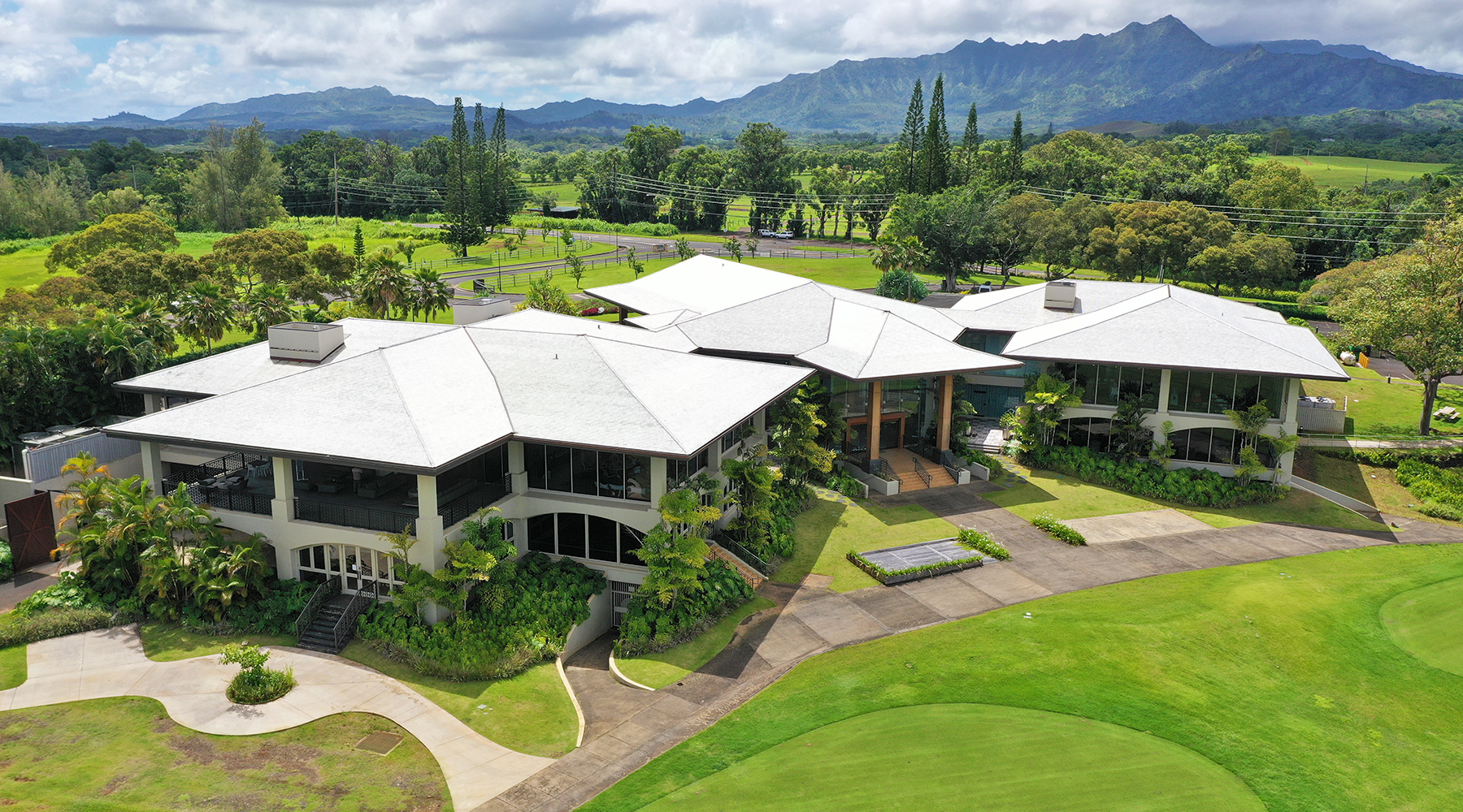 Kauai Golf Course, Cedar Roof