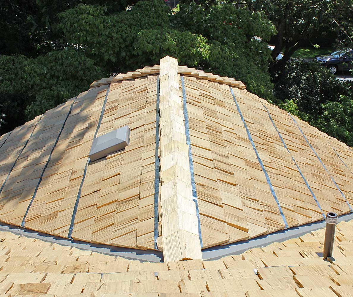 Handsplit Ridge Cap S&W Forest Products Cedar Roof Shakes